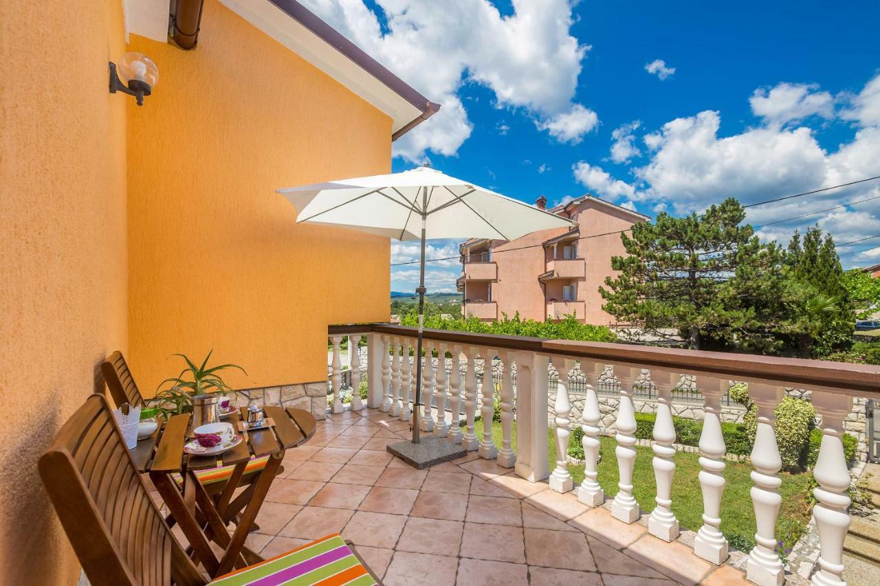 Apartment Karmel Viskovo Екстер'єр фото